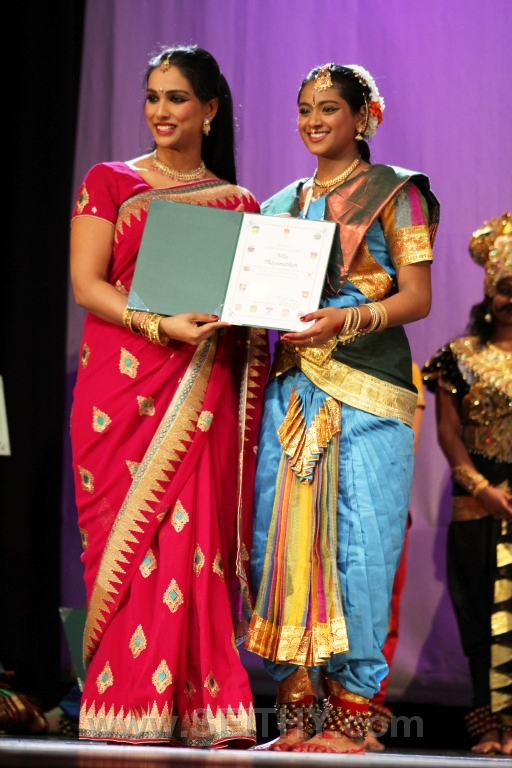 LORDKRISHNA-TORONTO300313SEITHY (485)